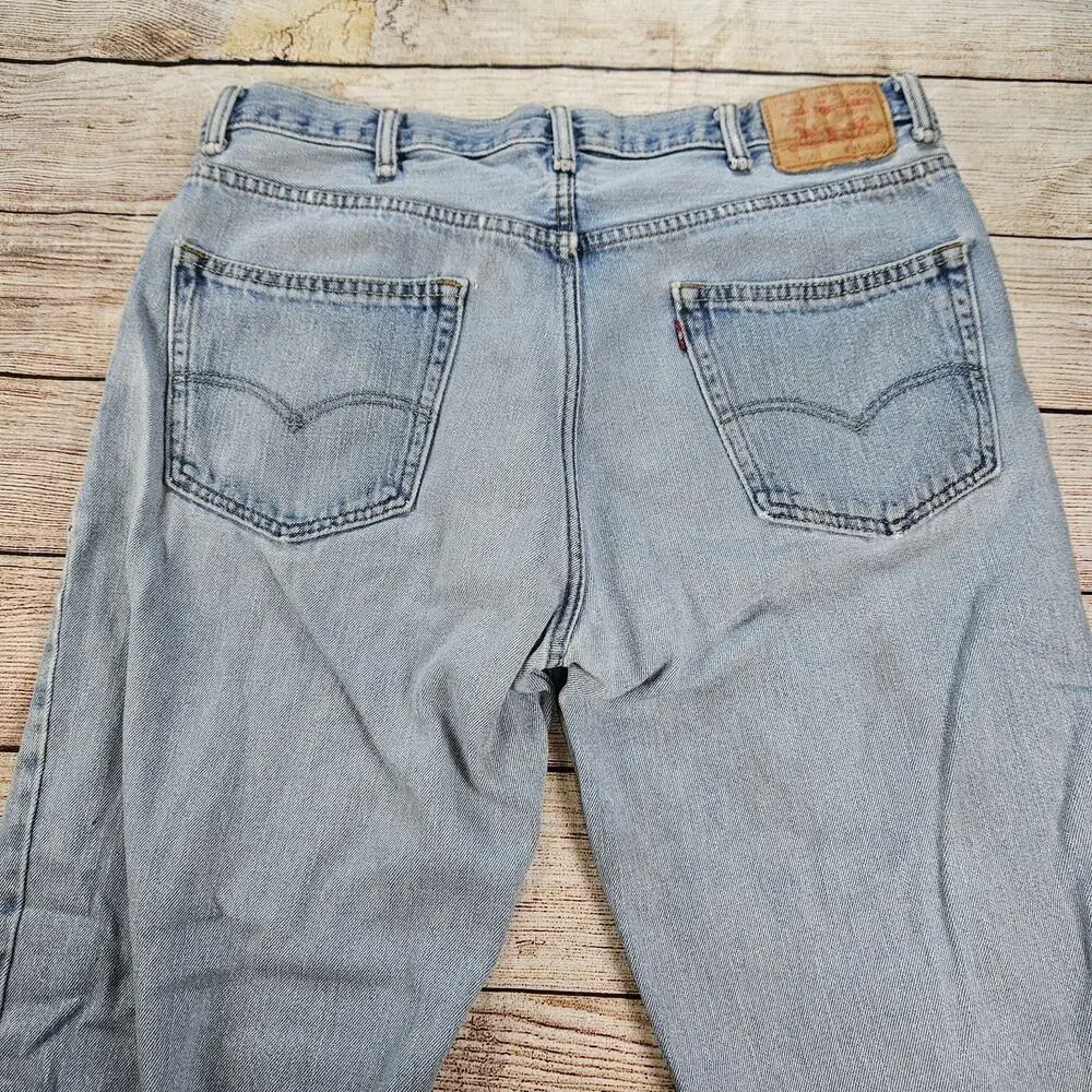 Levi’s 550 Jeans Mens 38x32 Blue Relaxed Tapered 100% Cotton *Distressed